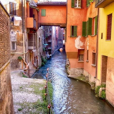Historic Center - With 2 Single Beds Apartman Bologna Kültér fotó