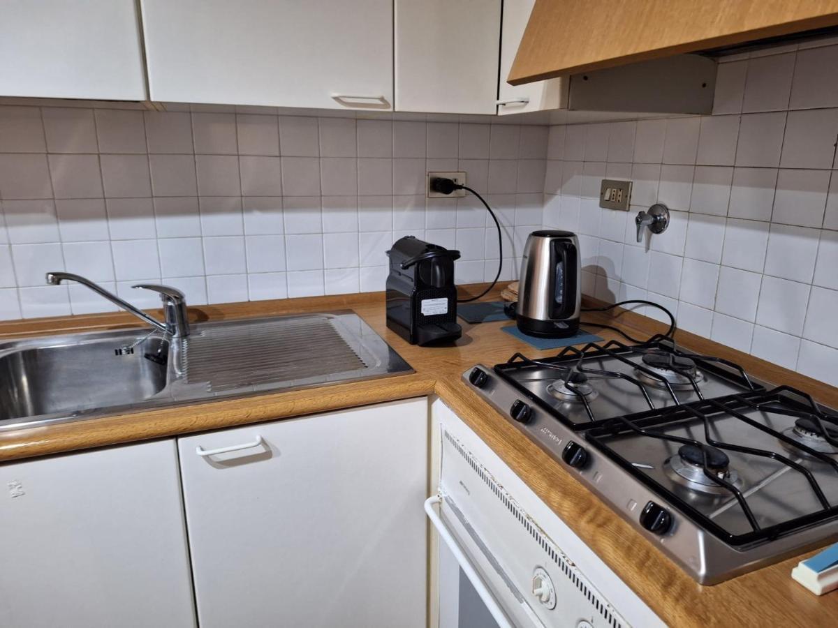 Historic Center - With 2 Single Beds Apartman Bologna Kültér fotó