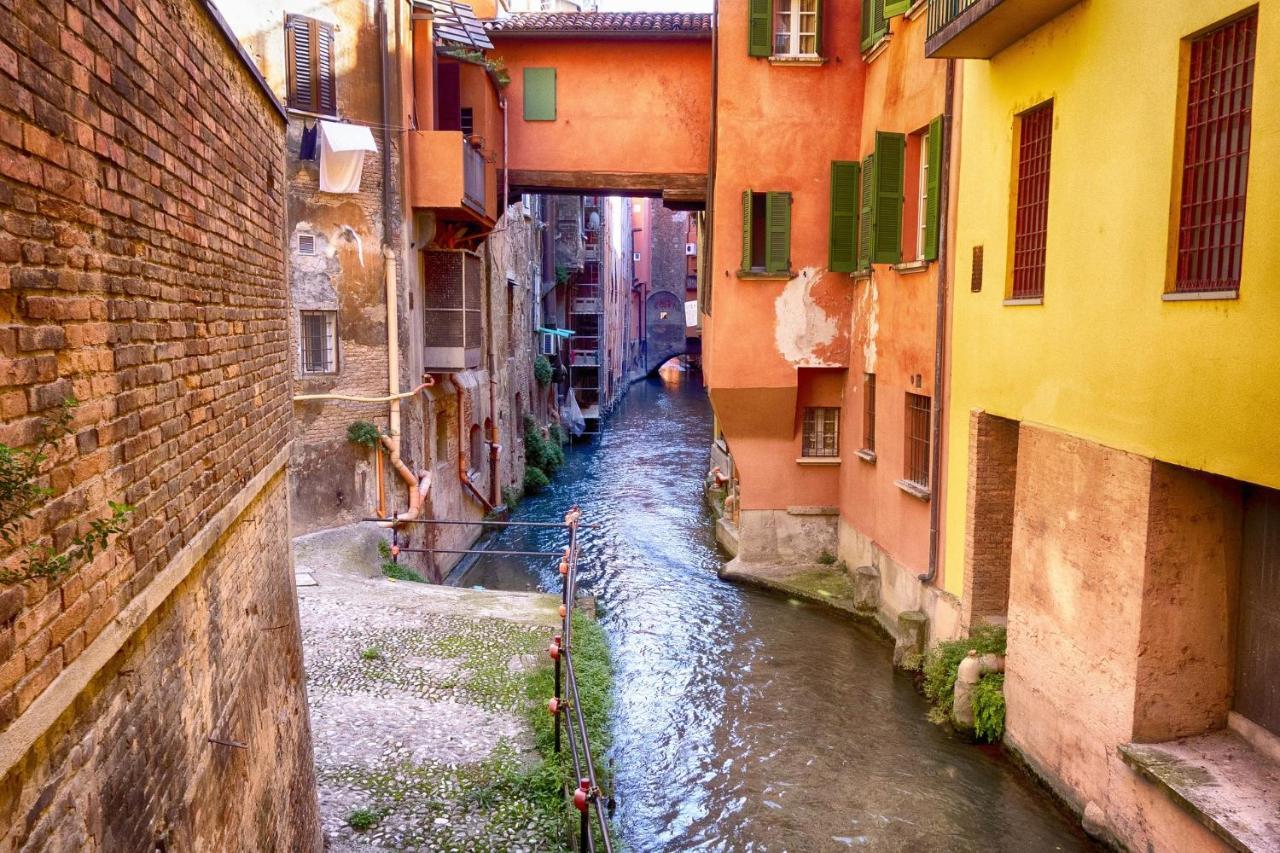 Historic Center - With 2 Single Beds Apartman Bologna Kültér fotó
